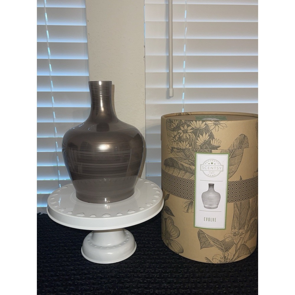 SCENTSY Evolve Diffuser Shade Only In Original Box New